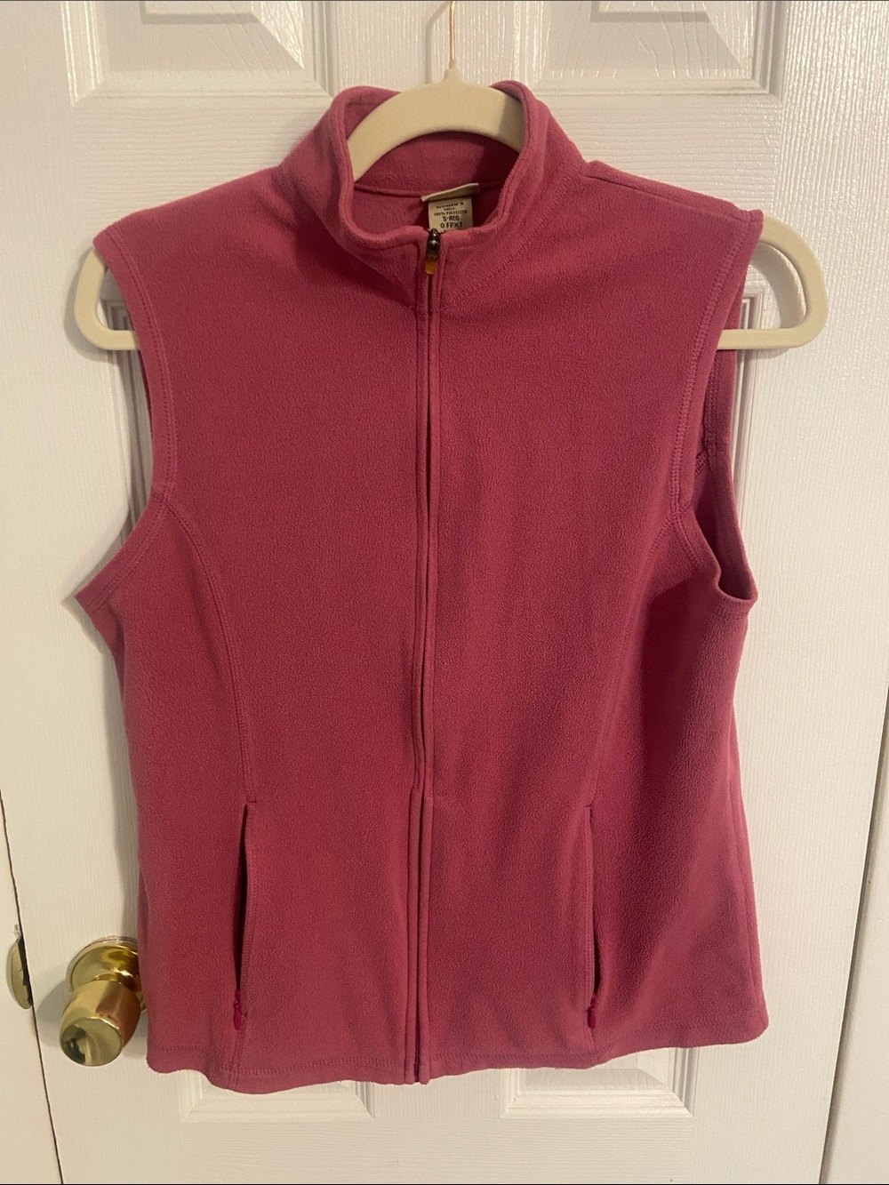 LL BeanWomen's Pink Fleece Zip Front Vest